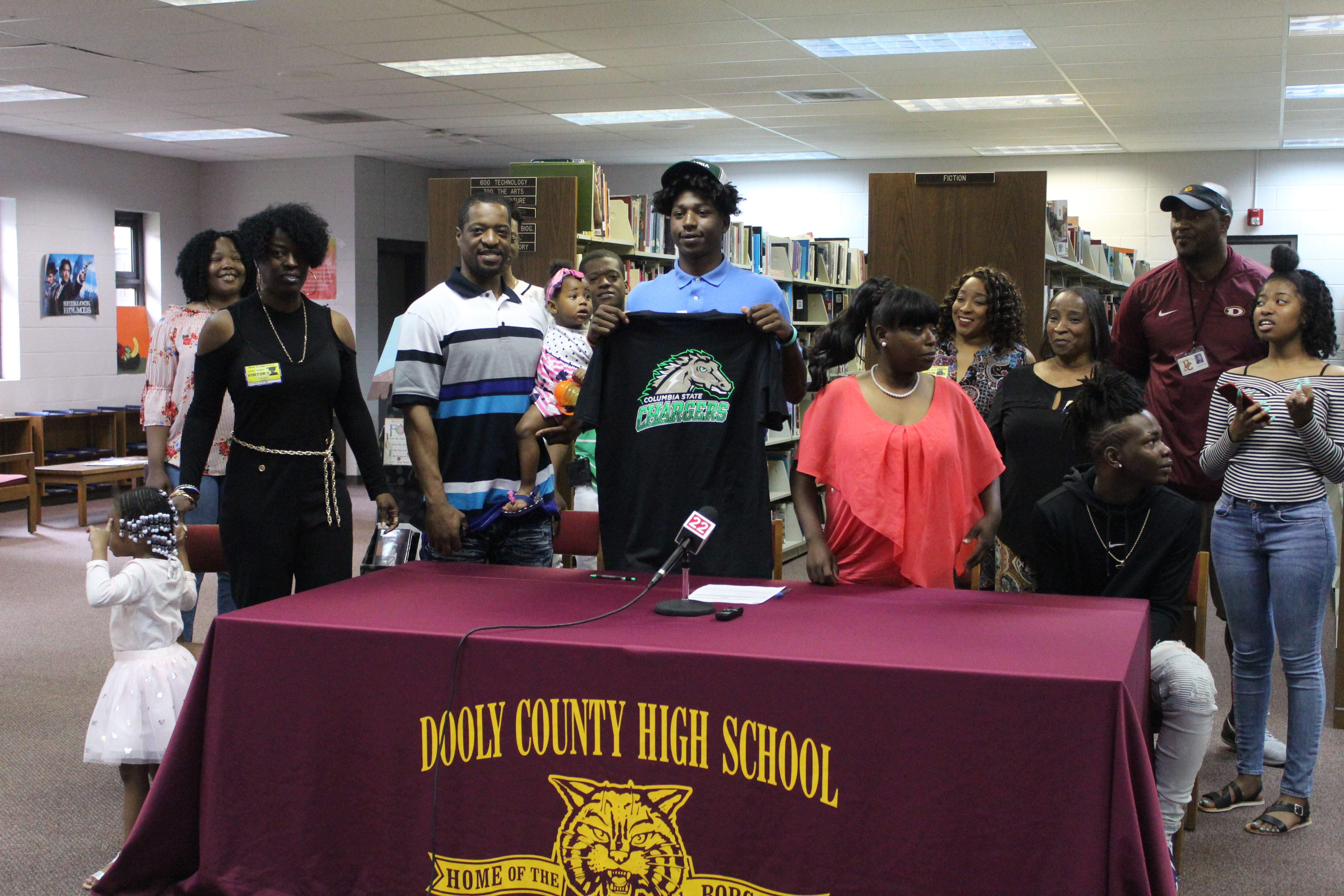 dooly-basketball-star-signs-for-columbia-state-community-college-cordele-dispatch-cordele