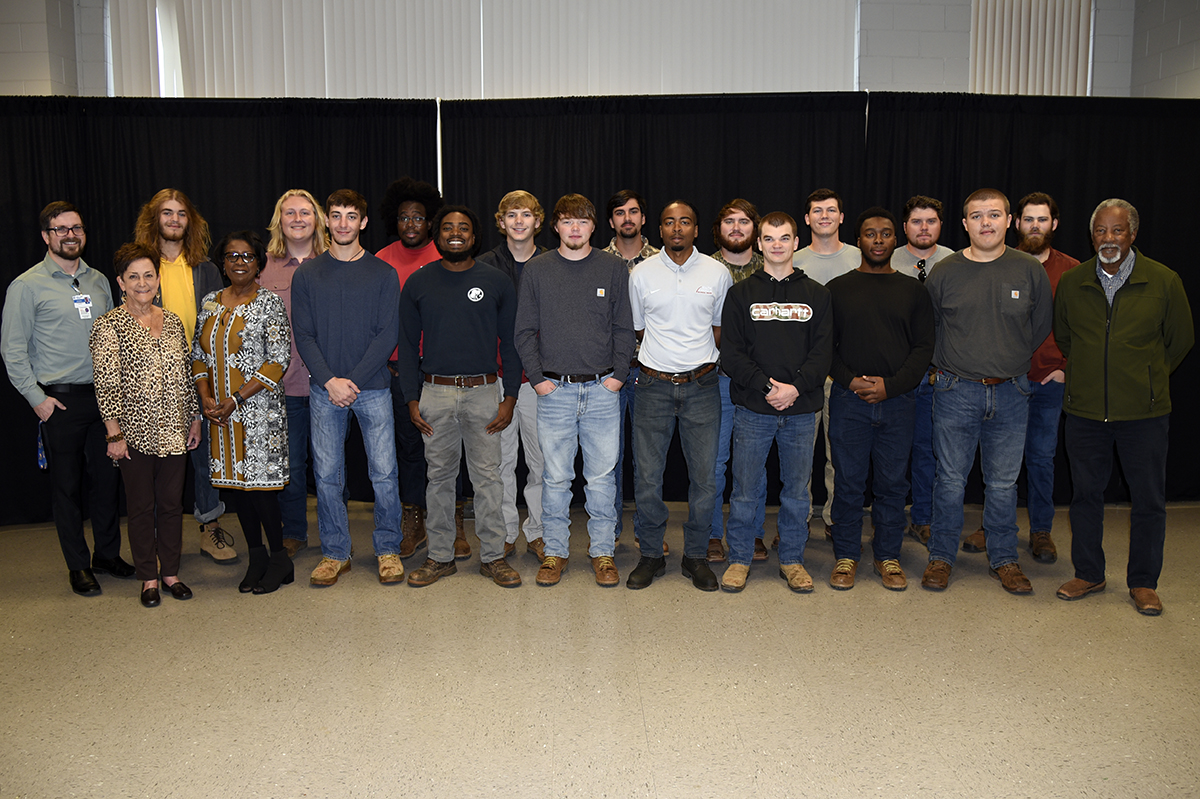 SGTC Holds Practice Interviews for Electrical Lineworker Students