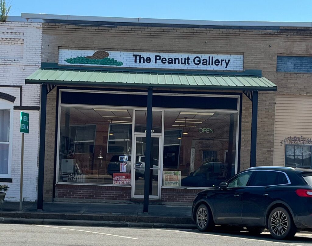 Rochelle a new Grown Store Cordele Dispatch